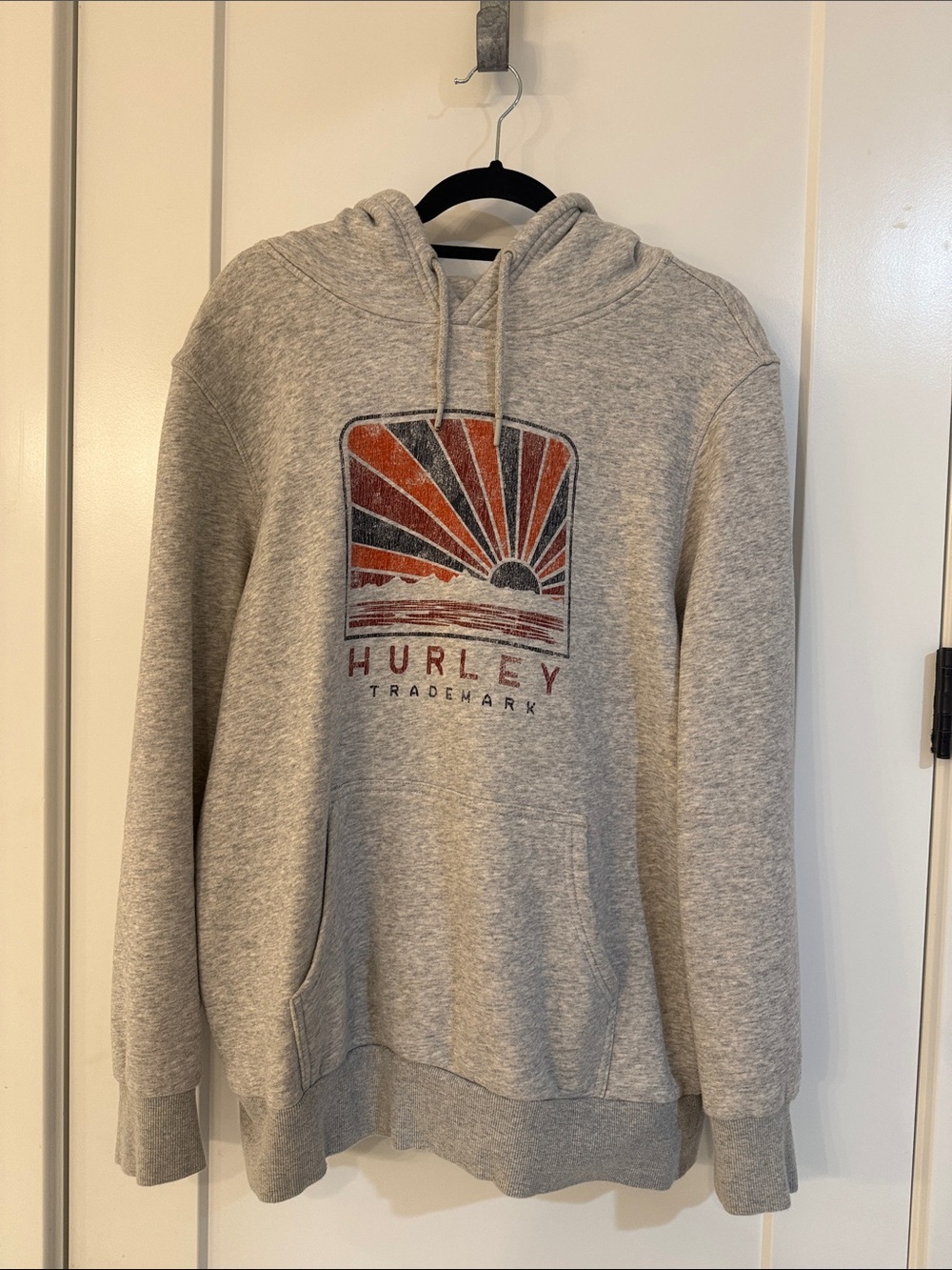Hurley Men's Gray Pullover Hoodie with Sunset Graphic